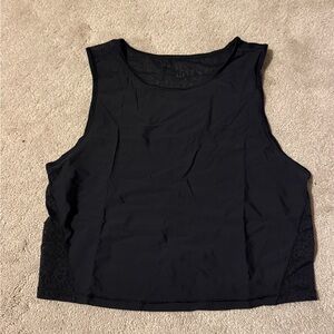 Lululemon mesh crop top
